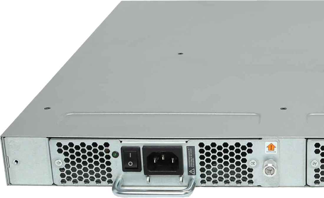 EMC DS-6510B EM-6510-24-8G-R 100-652-595 48-Port 16G SFP+ FC Switch +48 mini GBICs 24 akt. Ports