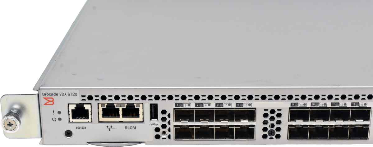 Brocade VDX 6720 BR-VDX6720-16-R 80-1004567-06 24-Port SFP+ 10G FCoE Switch Rack Ears 24 Ports open