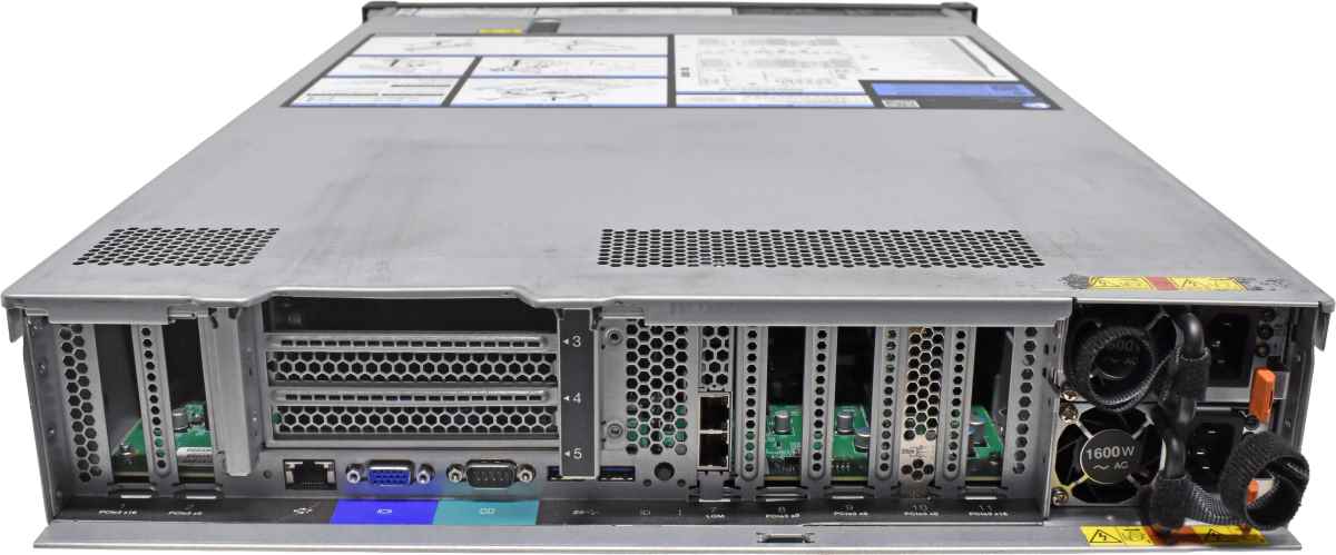 Lenovo ThinkServer SR850 ohne CPU 0GB PC4 530-8i 8x SFF 2,5" 4x LGA 3647 Lenovo ThinkServer SR850 ohne CPU 0GB PC4 530-8i 8x SFF 2,5" 4x LGA 3647