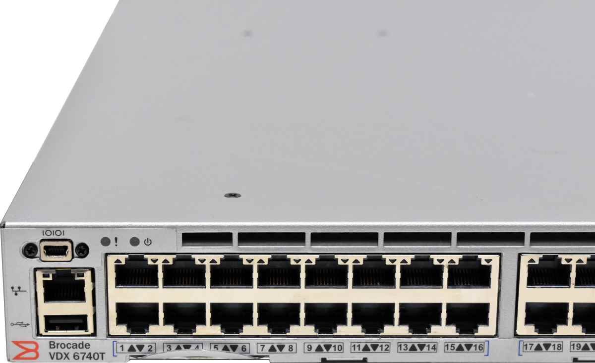Brocade VDX 6740T XBR-VDX6740T-24-F 48-Port 10G RJ-45 Ethernet Switch 4x 40G QSFP+ Brocade VDX 6740T XBR-VDX6740T-24-F 48-Port 10G RJ-45 Ethernet Switch 4x 40G QSFP+