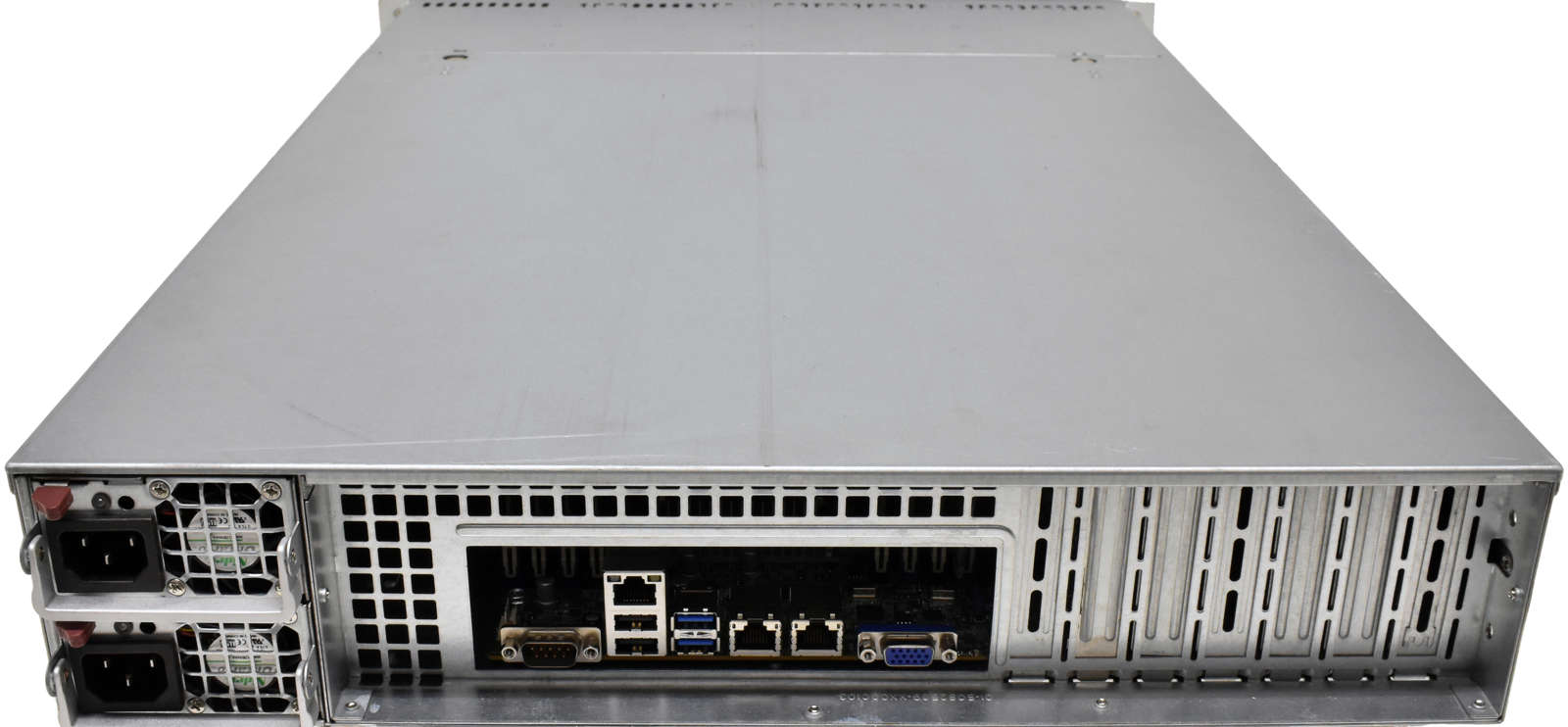Supermicro-CSE826-E5-1650-V3-6C-3-5GHz-X10SRL-F-Bo-002.jpg Supermicro CSE826 E5-1650 V3 6C 3,5GHz X10SRL-F Board 64GB RAM 8xLFF 2xPERC H310