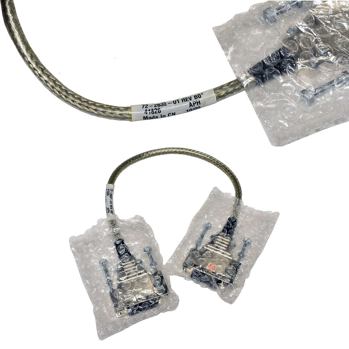 Cisco-Catalyst-3750-Series-Stacking-Cable-0-5m-CAB-006.jpg Cisco Catalyst 3750 Series Stacking Cable 0,5m CAB-STACK-50CM 72-2632-01 New Neu