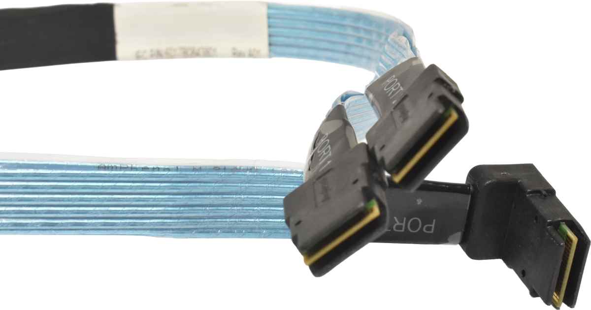 HP SAS Kabel 2x SFF-8087 (gerade) / 2x SFF-8087 (winkel) 80cm für DL360 G9/G10 869662-001 875566-001