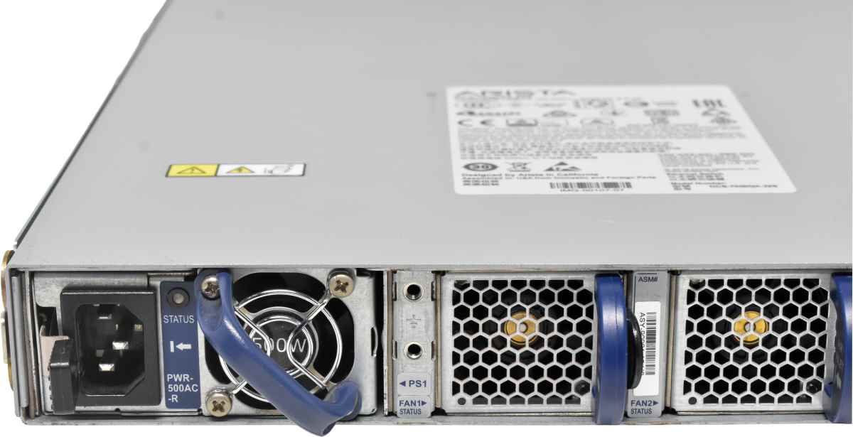 Arista DCS-7050QX-32S-R 32-Port 40G QSFP+ Ethernet Switch 4x SFP+ +Insides of Rack Rails Arista DCS-7050QX-32S-R 32-Port 40G QSFP+ Ethernet Switch 4x SFP+ +Insides of Rack Rails