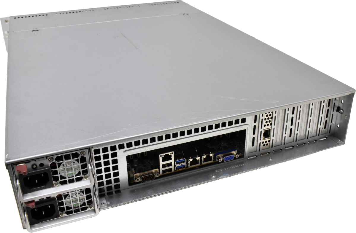 Supermicro CSE826 E5-1650 V3 6C 3,5GHz X10SRL-F Board 64GB RAM 8x 3,5Zoll Bay