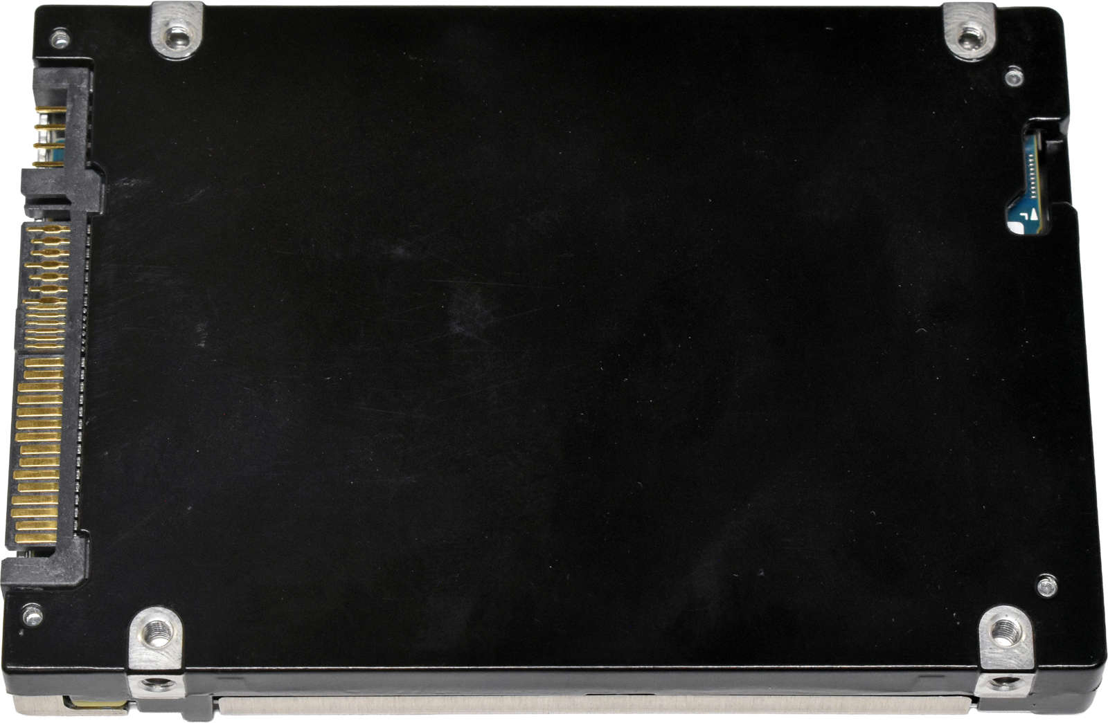 Kioxia-3-84TB-KPM5WRUG3T84-SDFBE74NHB01-2-5-12G-SA-004.jpg Kioxia 3.84TB 2.5" 12G SAS SED SSD KPM5WRUG3T84