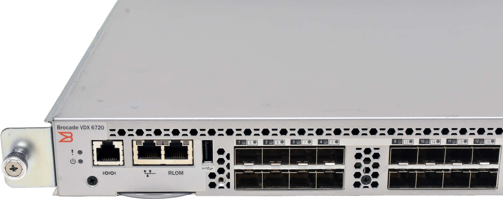 Brocade-VDX-6720-BR-VDX6720-16-R-80-1004567-06-24-003.jpg Brocade VDX 6720 BR-VDX6720-16-R 80-1004567-06 24-Port SFP+ 10G FCoE Switch Rack Ears 24 Ports open