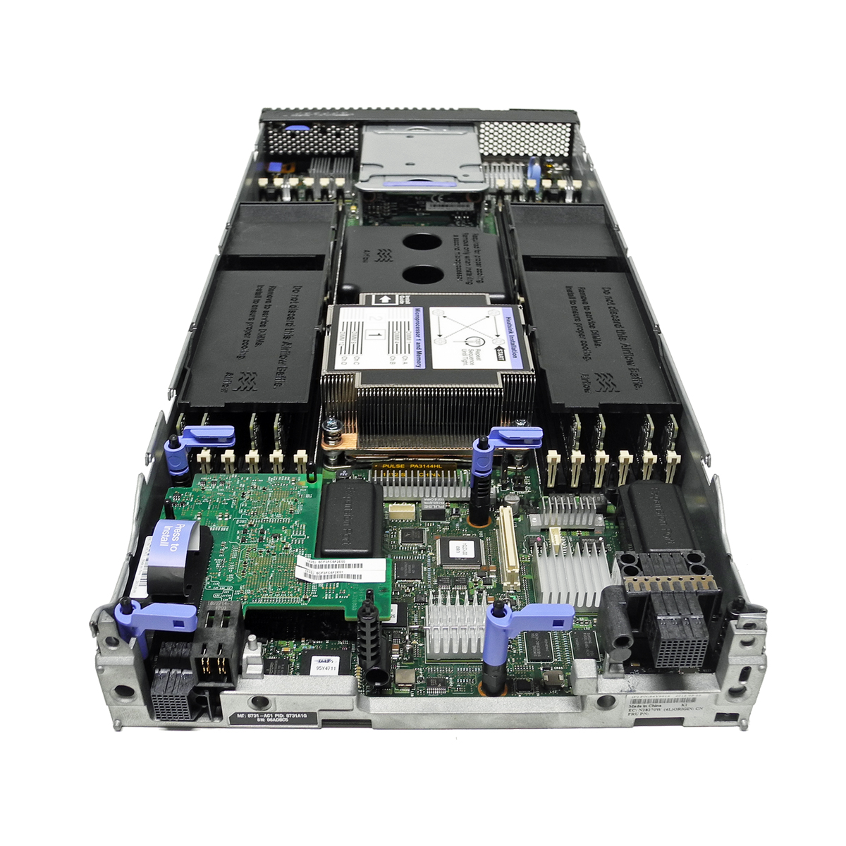IBM Flex System Manager 8731-A1G 1x Intel E-2650 CPU 2x 200GB SSD 32GB RAM IBM Blade Server / Lenovo Flex System Manager 8731 1x 2,5" HDD 2x 1,8" SSD