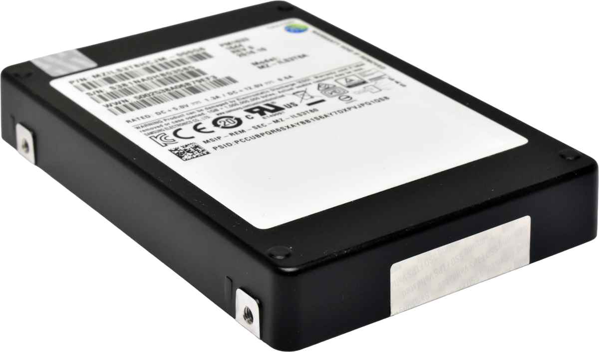 Samsung 3.84TB PM1633 MZ-ILS3T8A 2.5" 12G SAS SSD