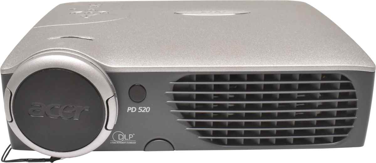 Acer PD 520 1024 x 768 DLP Projektor 1500 ANSI-Lumen Kontrast 1800:1 + Remote Control