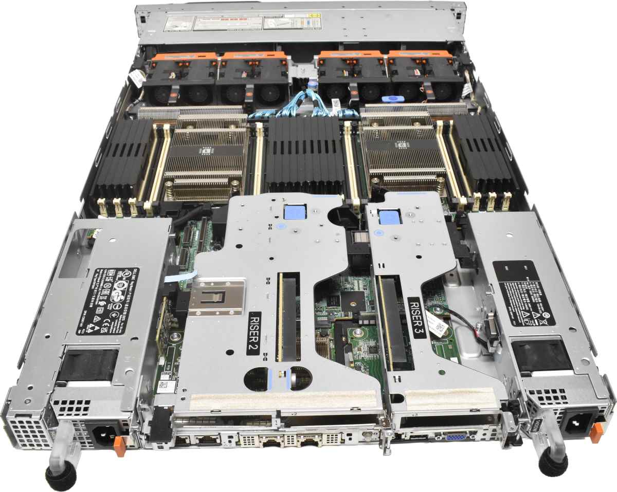 Dell PowerEdge R6525 no CPU no RAM PC4 2x Kühler no Controller no Backplane Dell PowerEdge R6525 2x AMD EPYC 7742 2TB RAM On board Controller no Backplane