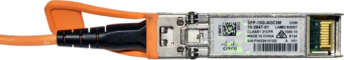 Cisco SFP-10G-AOC3M 10-2847-01 CMPQAA8CAA 3m SFP+ - SFP+ Active Optical Cable Cisco QSFP-H40G-AOC1M 10-2925-02 1m QSFP+ - QSFP+ Active Optical Cable