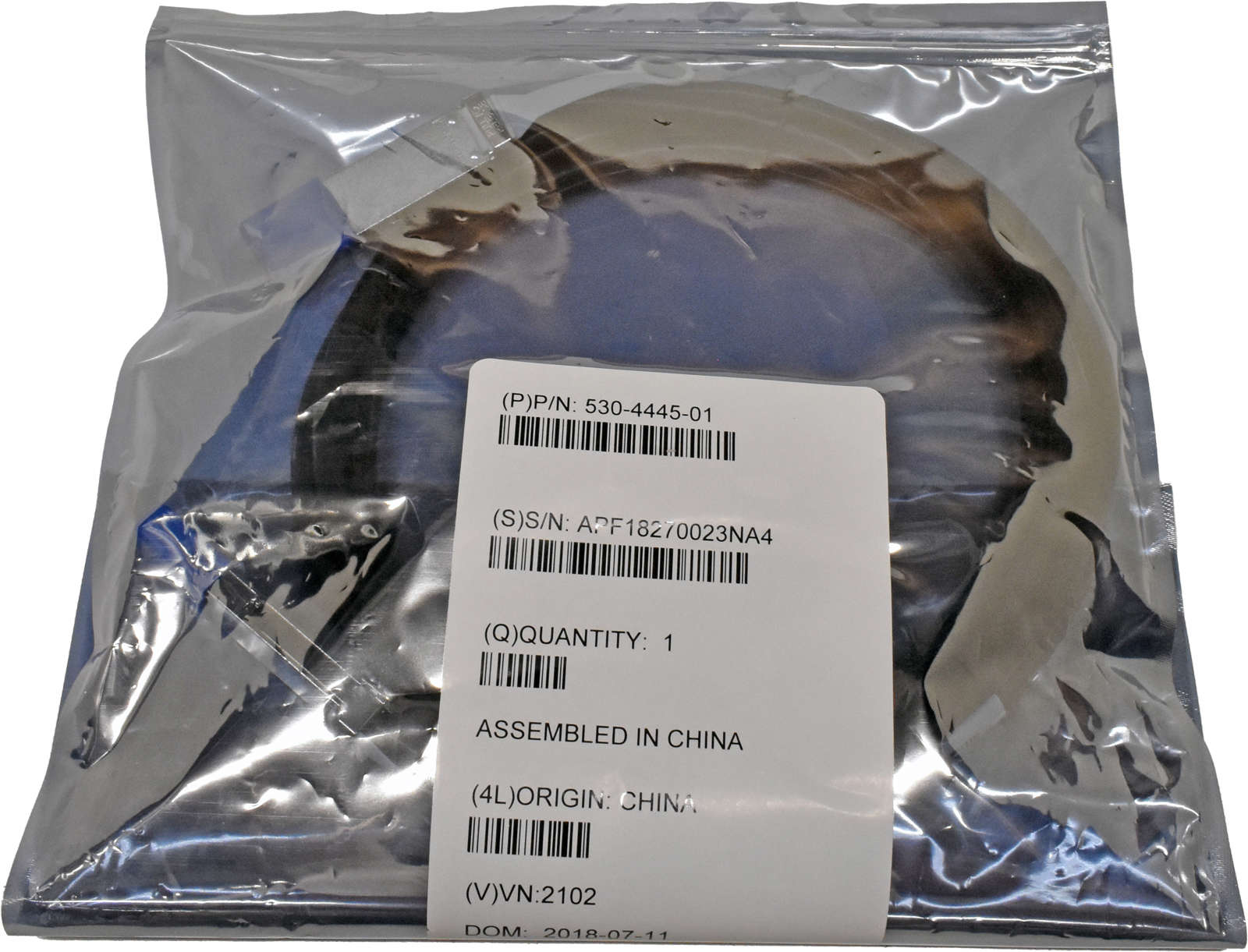 Amphenol-Sun-Oracle-530-4445-01-10G-QSFP---QSFP-Da-002.jpg Amphenol Sun Oracle 530-4445-01 10G QSFP - QSFP Datenkabel 3m