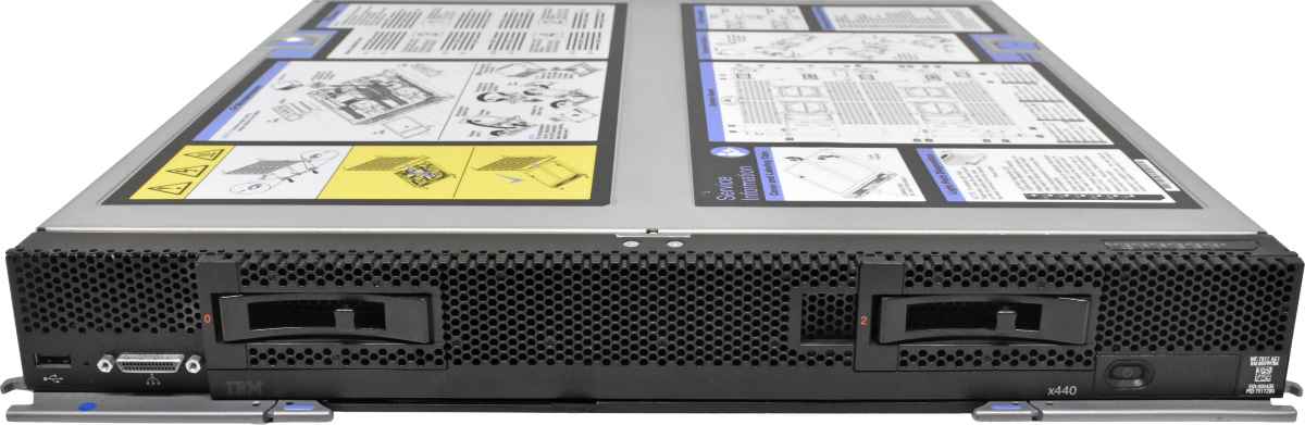 IBM Flex System x440 Compute Node 7917 AC1 +Heatsinks +Caddys