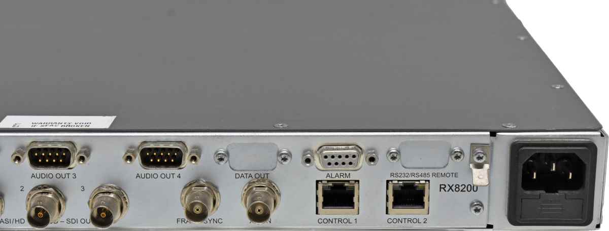 Tandberg Receiver RX8200 MPEG2 & MPEG4 4:2:2 Base Unit for Receiver RX8200 Rev. 1.2