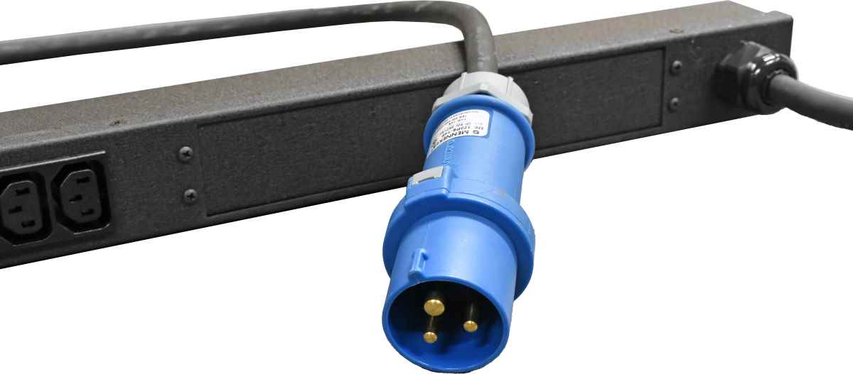 Panduit PDU GRCXBN302-102IN6PS6-D 24x C13 6x C19 16A 208-240 VAC 50/60 Hz Panduit PDU GRCXBN302-102IN6PS6-D 24x C13 6x C19 16A 208-240 VAC 50/60 Hz