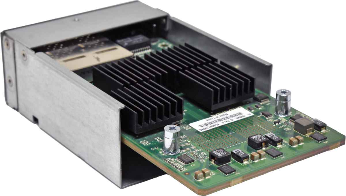 Brocade ICX 6610-48P 40-1000540-10 4-Port 40G QSFP Uplink Module