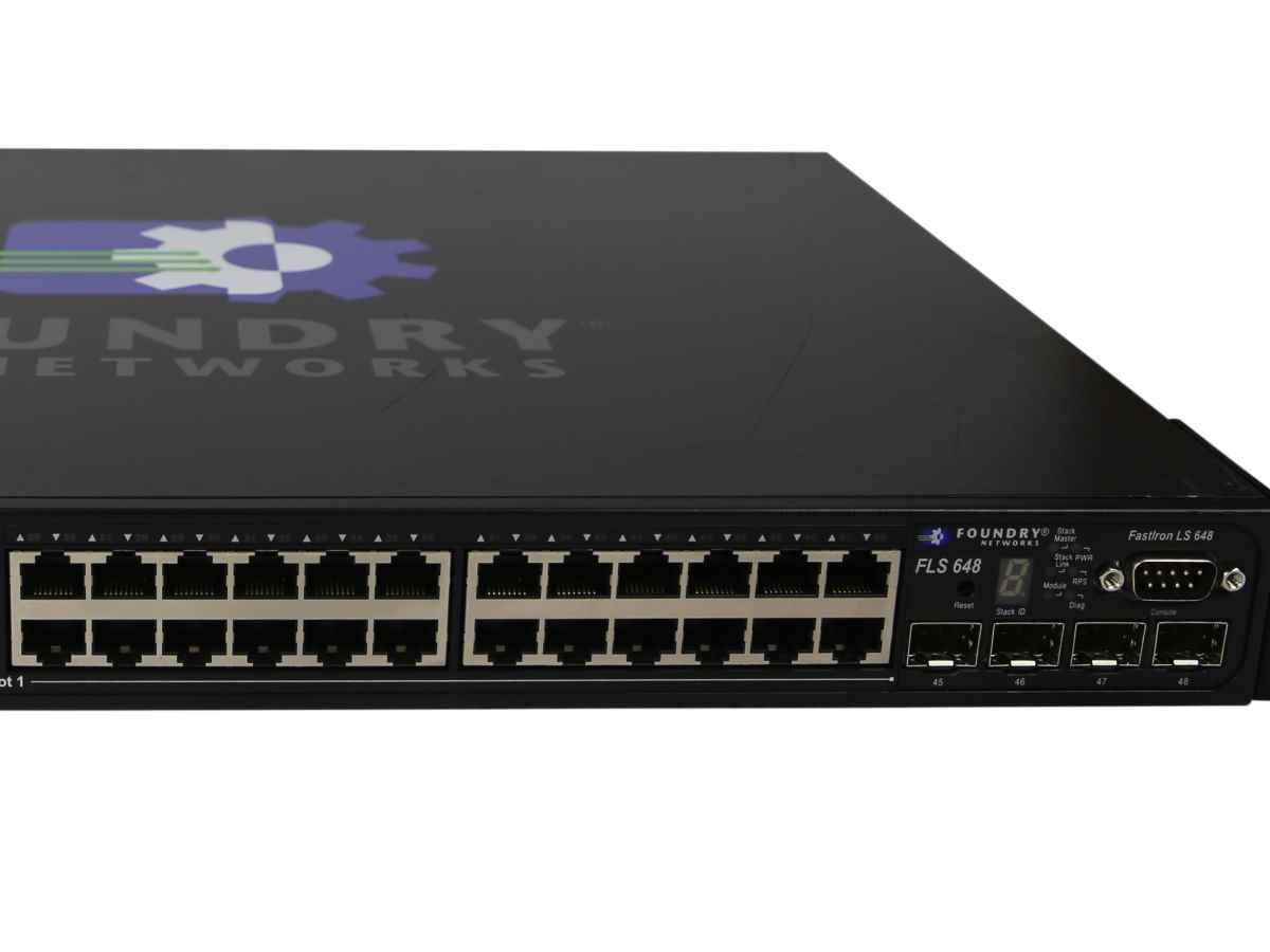 FOUNDRY FastIron LS 648 FLS 648 48-Port RJ-45 GE Switch 4x SFP +Modules +XFPs +Rack Ears