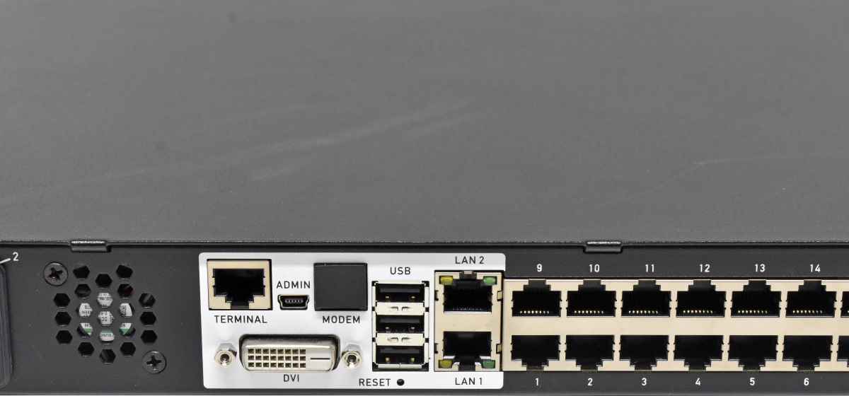 Raritan Dominion DSX2-32 32-Port serial-over-IP Console Server +Rack Ears Raritan Dominion DSX2-32 32-Port serial-over-IP Console Server +Rack Ears