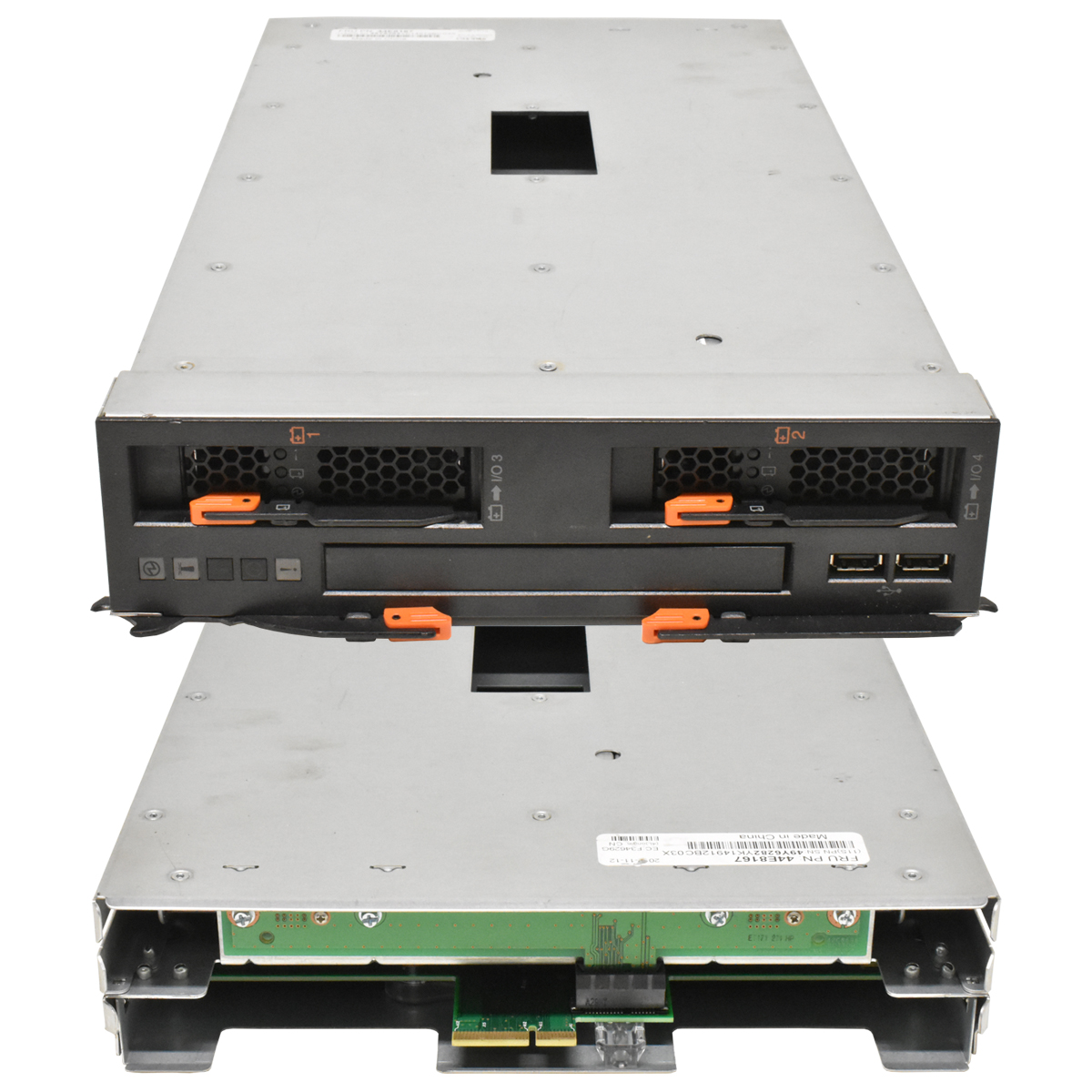 IBM BladeCenter H S Media Tray Assy 44E8167 + 2x Ni-MH 3500Ah Battery 45W5002 IBM BladeCenter H S Media Tray Assy 44E8167 + 2x Ni-MH 3500Ah Battery 45W5002