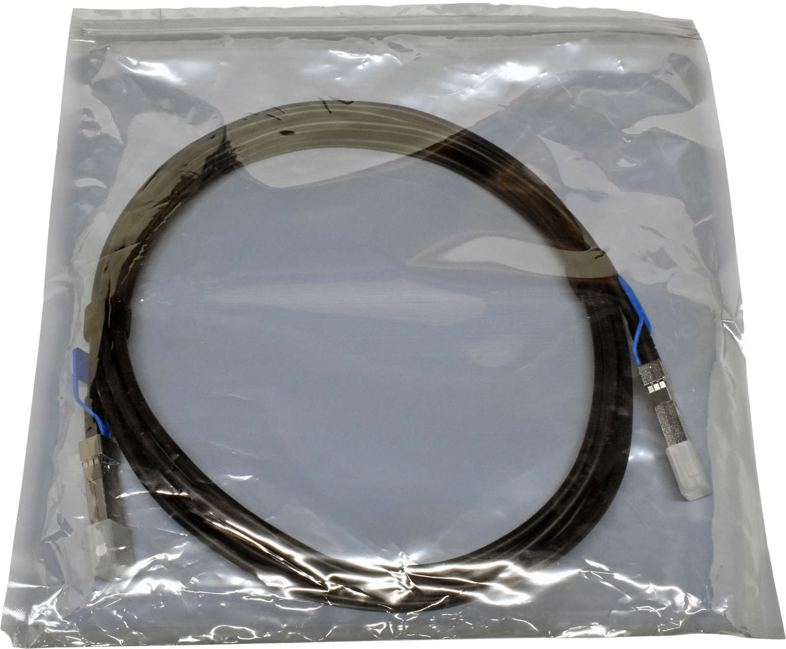 Cisco-SFP-H25G-CU4M-4m-25G-SFP28---SFP28-Passive-C-004.jpg Cisco SFP-H25G-CU3M 3m 25G SFP28 - SFP28 Passive Copper Cable