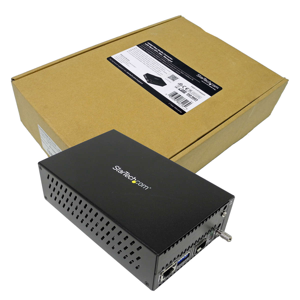 StarTech-ET10GSFP-10Gb-Copper-10GBase-T-Fiber-10GB-001.jpg StarTech ET10GSFP 10Gb Copper 10GBase-T/Fiber 10GBase-R Media Converter neu OVP
