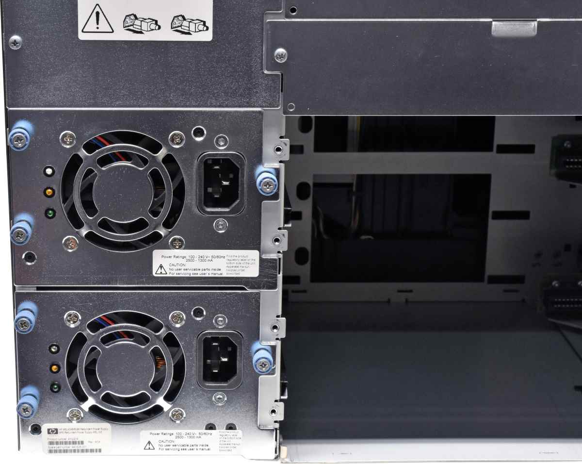 HP StorageWorks MSL8096 AJ040A Tape Library + Library Controller Board 440327-001 no Tape Drives