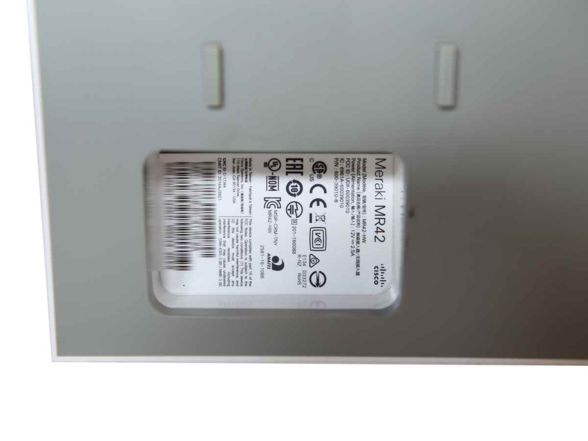Cisco Meraki MR42-HW Dual-Band Access Point 600-39010-B + wall mount no AC Adapter Cisco Meraki MR42-HW Dual-Band Access Point 600-39010-B no AC Adapter