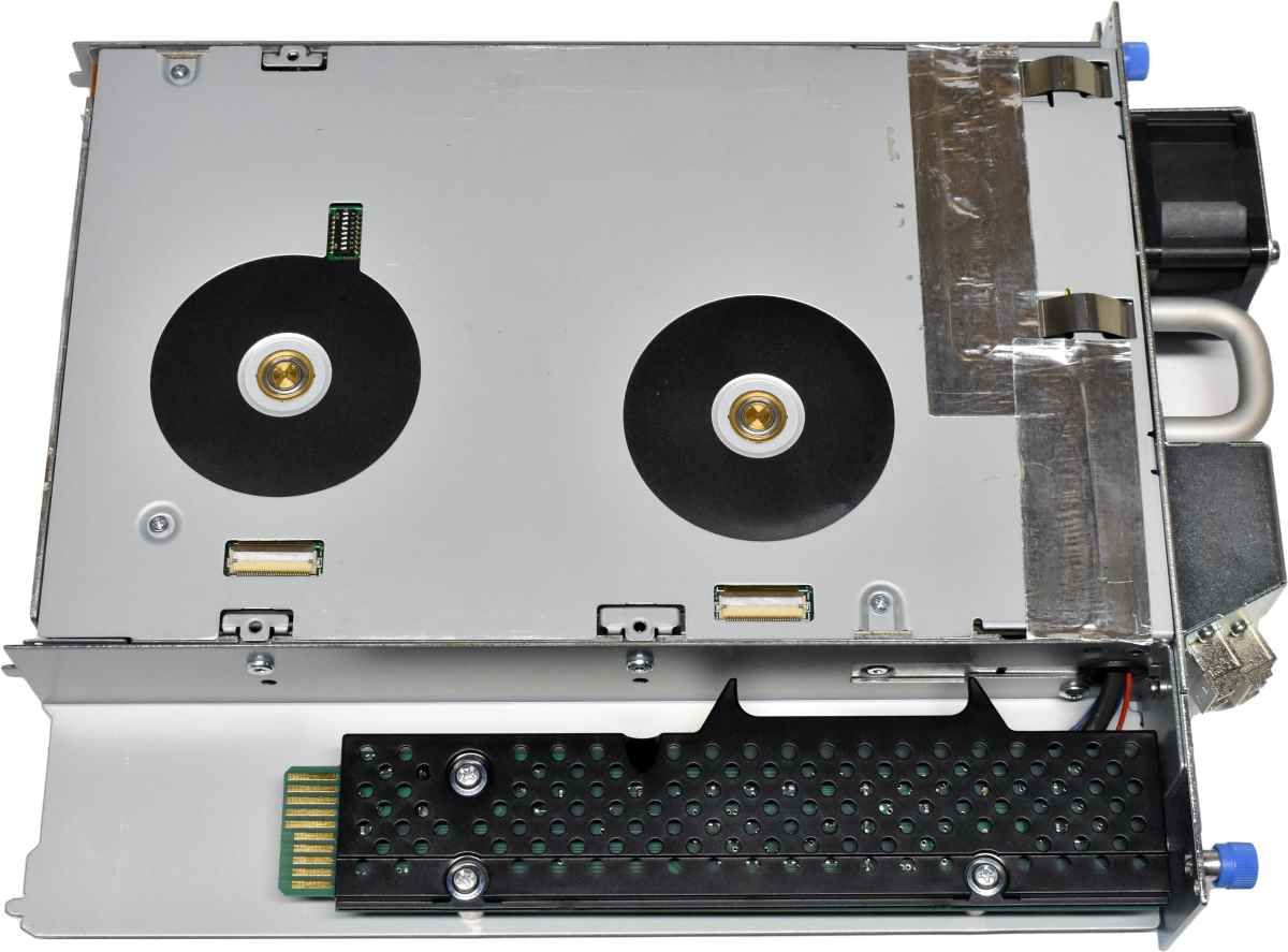 HP StoreEver StorageWorks LTO8 Drive Assembly Q6Q67A 882184-001 HP StoreEver StorageWorks LTO8 Drive Assembly Q6Q67A 882184-001