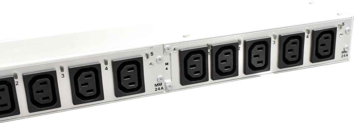 BayTech MMP14 Rack PDU Metered Single-Phase Null HE 16A 230V 20x C13 BayTech MMP14 Rack PDU Metered Single-Phase Null HE 16A 230V 20x C13