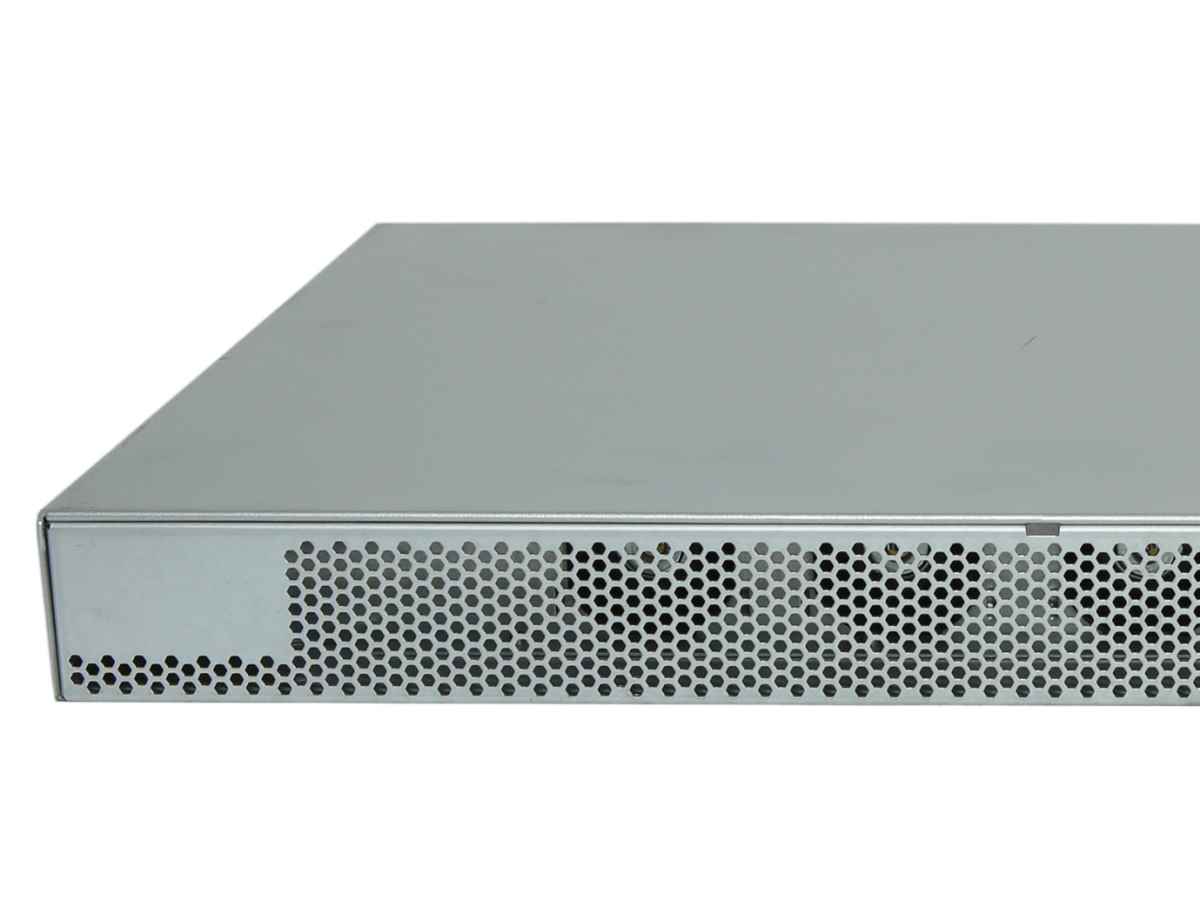 Brocade 300 HD-320-0004 80-1001614-03 24-Port 8G FC Switch 24 active + 24 Mini GBICs