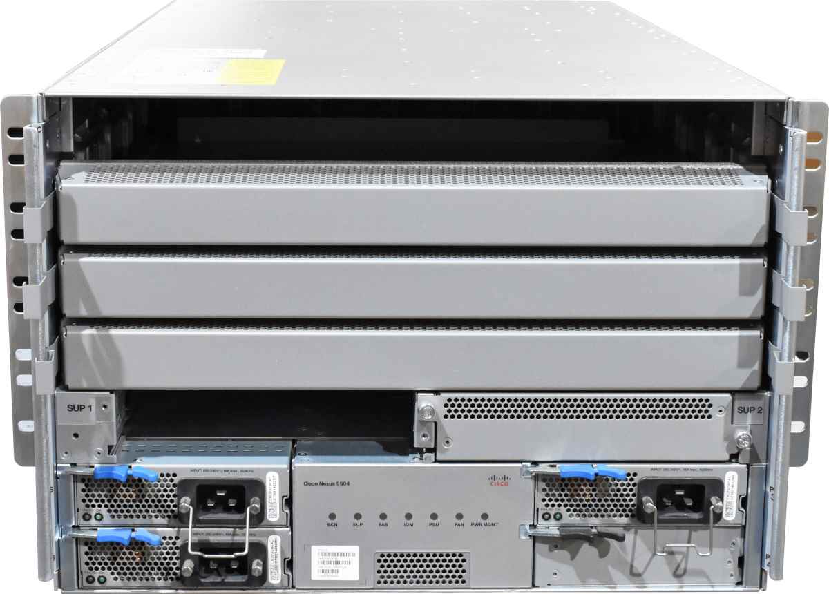 Cisco Nexus 9504 N9K-C9504 2x Module N9K-SC-A 3x PSU 3x FAN