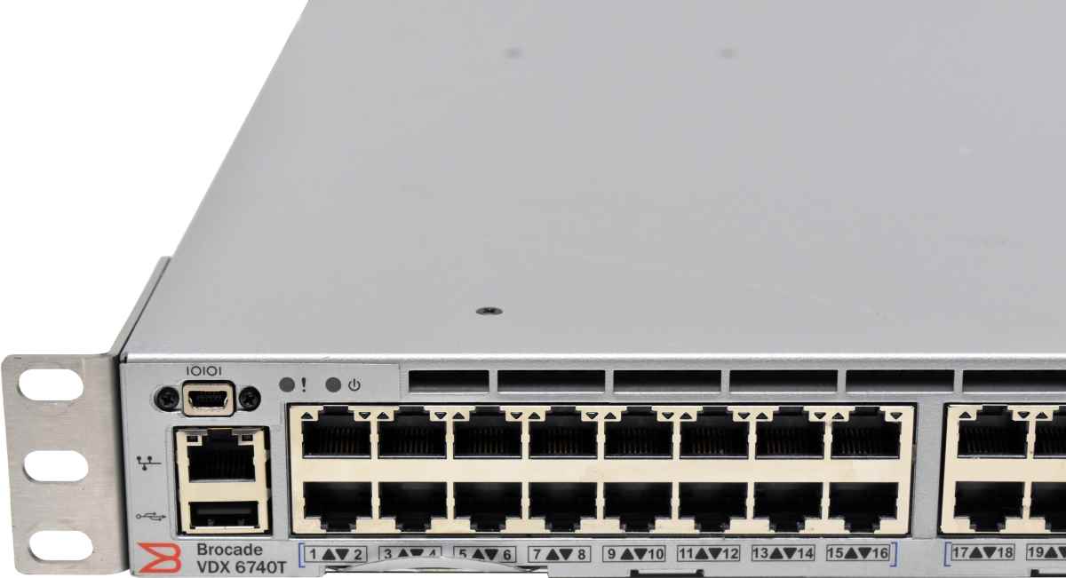 Brocade VDX 6740T BR-VDX6740T-48-F 48-Port 10G RJ-45 Ethernet Switch 4x 40G QSFP+ Rack Ears Brocade VDX 6740T BR-VDX6740T-48-F 48-Port 10G RJ-45 Ethernet Switch 4x 40G QSFP+ Rack Ears