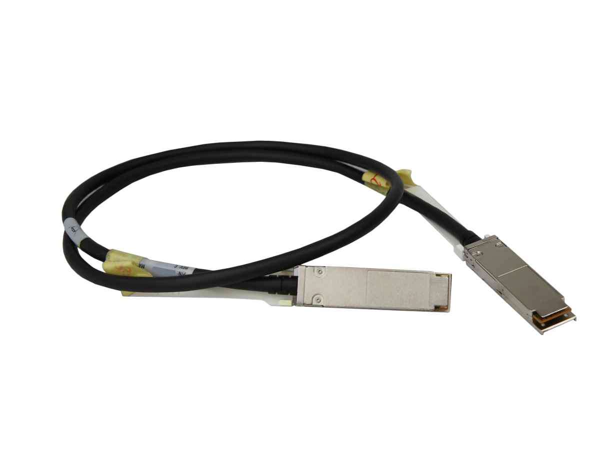 Hitachi 3290633-A 5m QSFP+ - QSFP+ 10G SAS Cable