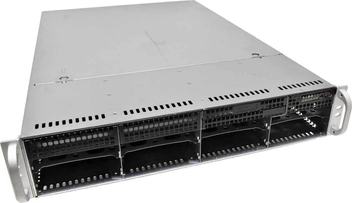 Supermicro CSE826 E5-1650 V3 6C 3,5GHz X10SRL-F Board 64GB RAM 8x 3,5Zoll Bay #1 Supermicro CSE826 E5-1650 V3 6C 3,5GHz X10SRL-F Board 64GB RAM 8xLFF 2xPERC H310