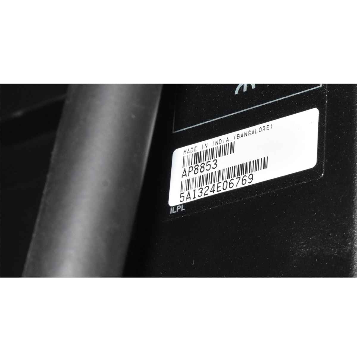 APC NetShelter AR3100 42 HE Server Rack B60cm x H199,1cm + APC Metered Rack PDU AP8853 230V 32A 6xC19 36xC13 APC NetShelter AR3100 42 HE Server Rack B60cm x H199,1cm + APC Metered Rack PDU AP8853 230V 32A 6xC19 36xC13