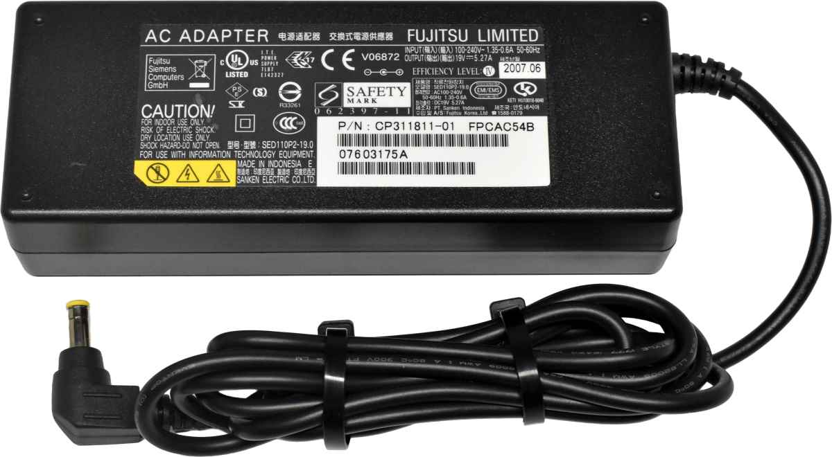 Fujitsu SED110P2-19.0 CP311811-01 FPCAC54B 100W AC Adapter 19V 5.27A +Power Cord