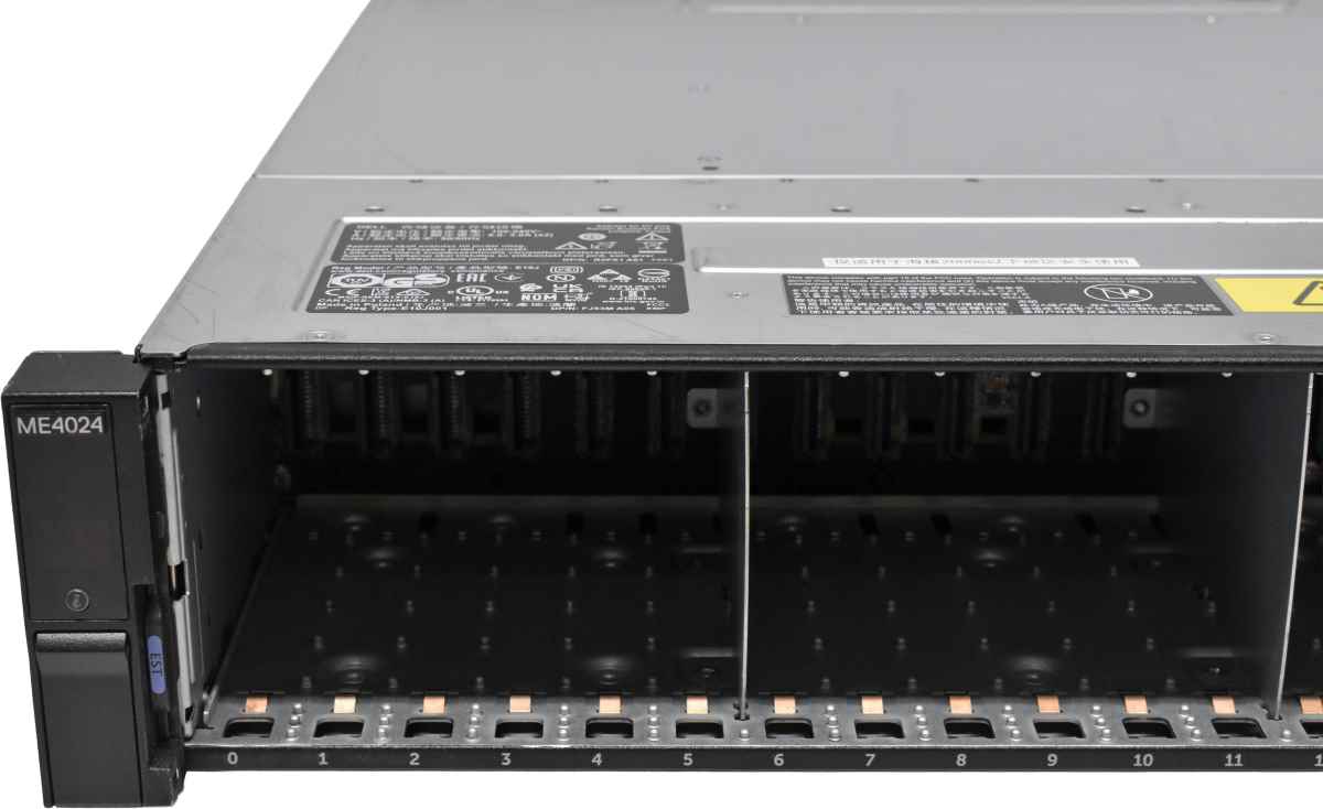 Dell EMC PowerVault ME424 Storage Expansion 2x 12Gb/s SAS 0FXGPW 24x SFF Managed