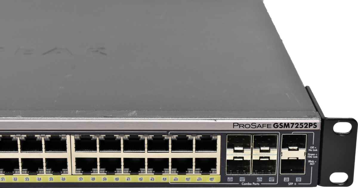 Netgear ProSafe GSM7252PS 8-Port PoE+ 40-Port PoE GE Switch 4x 1G SFP 2x 10G SFP+ 2x Module AX742