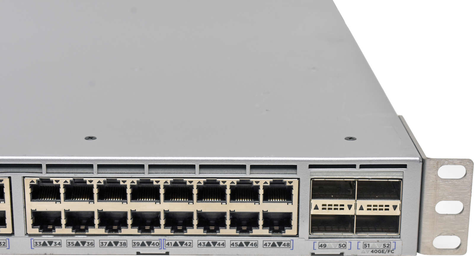 Brocade VDX 6740T-1G BR-VDX6740T-56-1G-F 48-Port RJ-45 10GE Switch 4x 40G QSFP+ Rack Ears