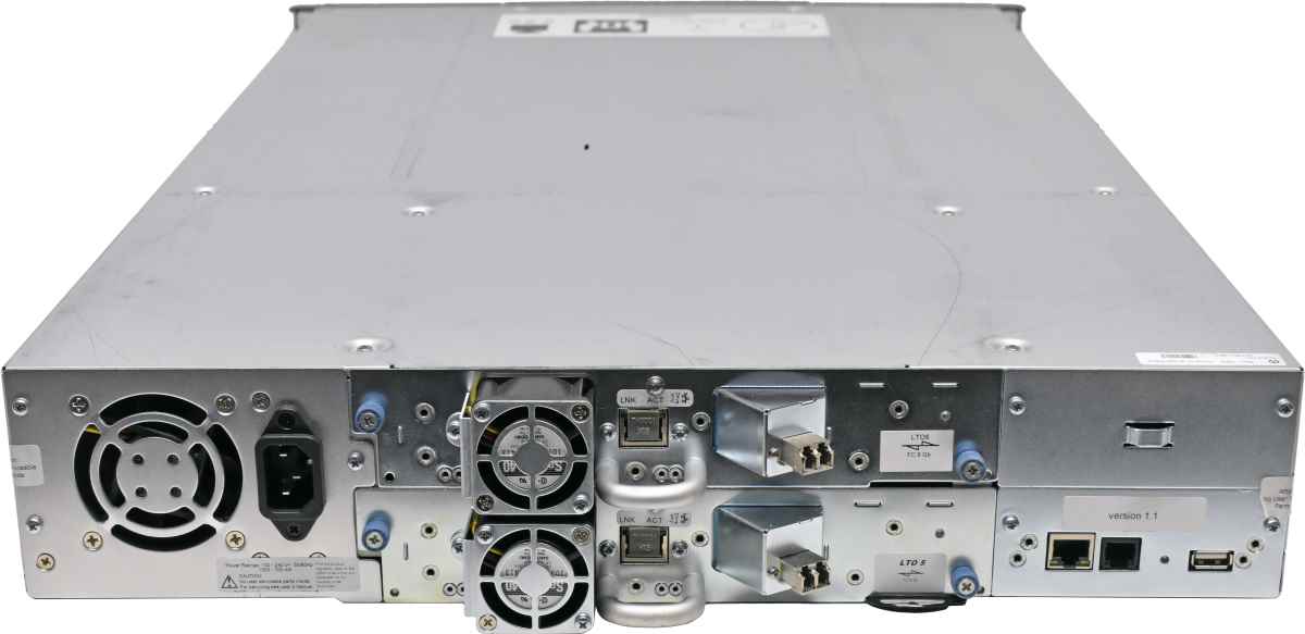 HP StorageWorks MSL2024 AK379A 407351-001 24-Slot Tape Library 2x LTO-5 603882-001 8G FC