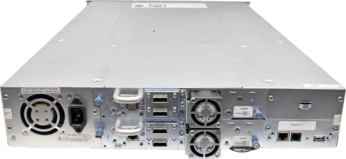 HP StorageWorks MSL2024 C0H21A Tape Library 407351-001 24-Slot 2x LTO-6 706824-001 8G FC 6G SAS