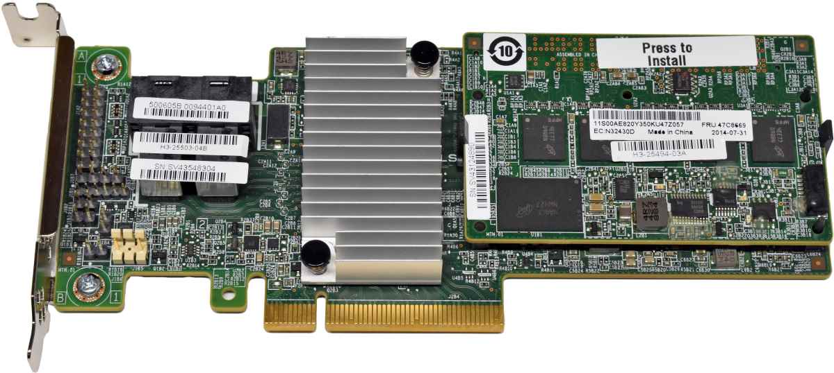 IBM ServeRAID M5210 12G RAID Controller 46C9111 +SAS Kabel +4 GB Cache +BBU LP