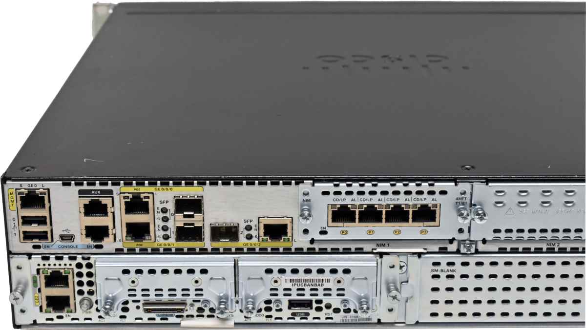 Cisco ISR4351/K9 GE Integrated Services Router + Module UCS-E140S-M2/K9 + NIM-4MFT-T1/E1 +1TB SATA HDD