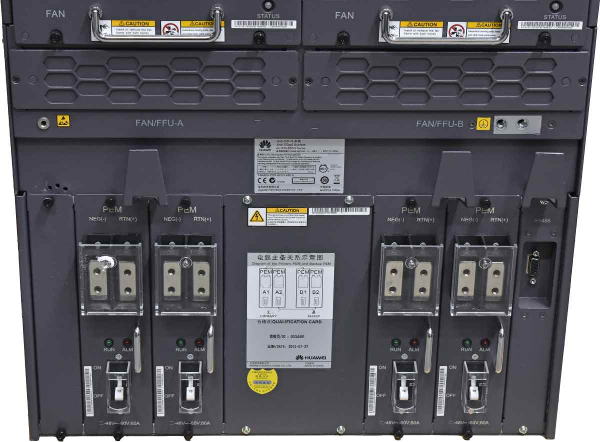 Huawei Secospace AntiDDos8080 Protection System 11x Modules inclusive LPUF-40-A Huawei Secospace AntiDDos8080 Protection System 11x Modules inclusive LPUF-40-A 4x 40G Transceiver