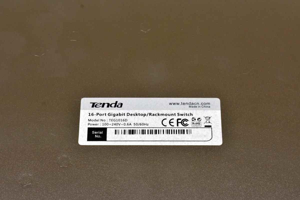 Tenda TEG1016D 16-Port GE Desktop Rackmount Switch