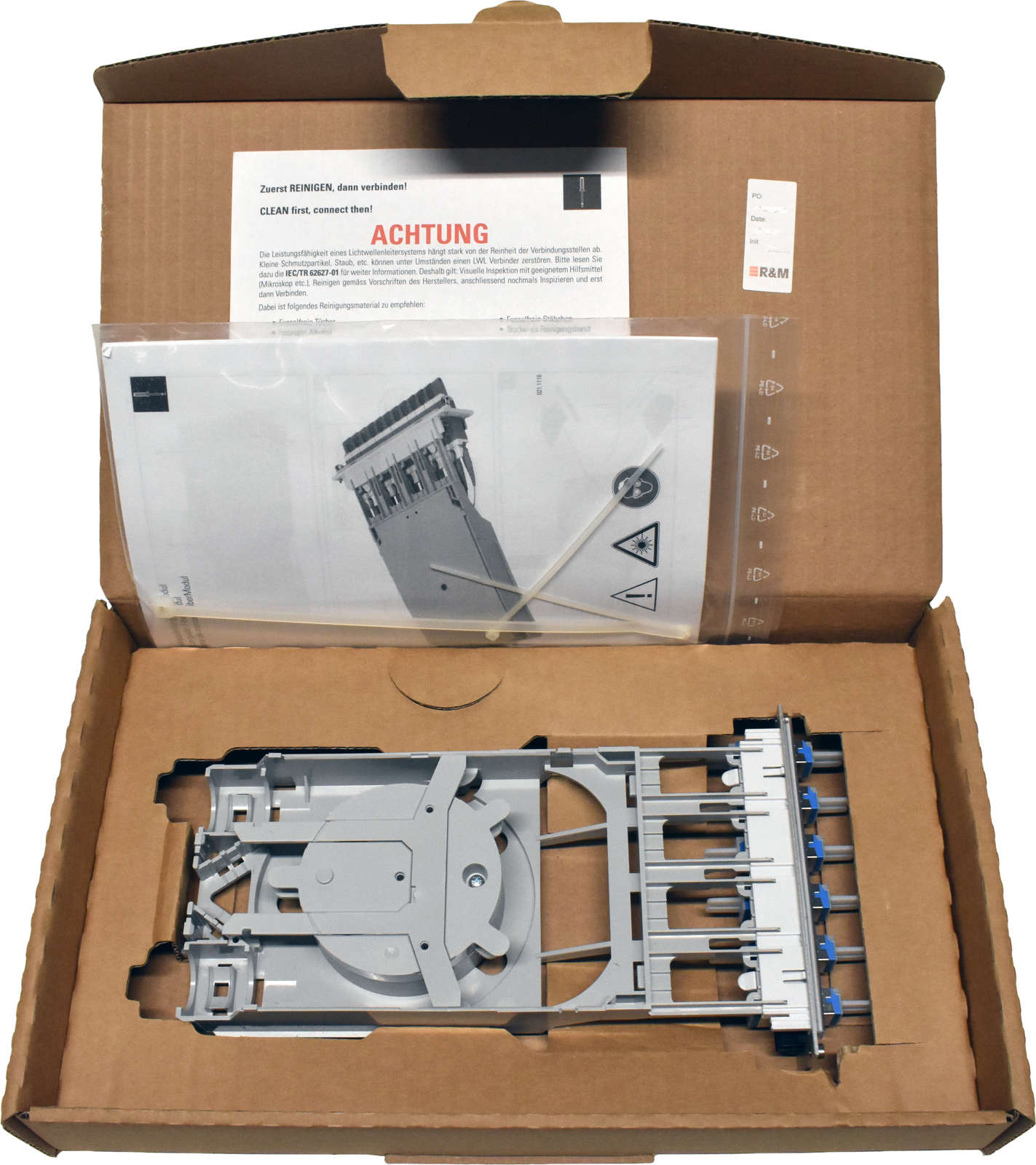 R-M-318976-100682798-FiberModul-7TE-Metall-breakou-003.jpg R&M 318976 100682798 FiberModul 7TE Metall breakout 6xLC-Duplex Singlemode NEW