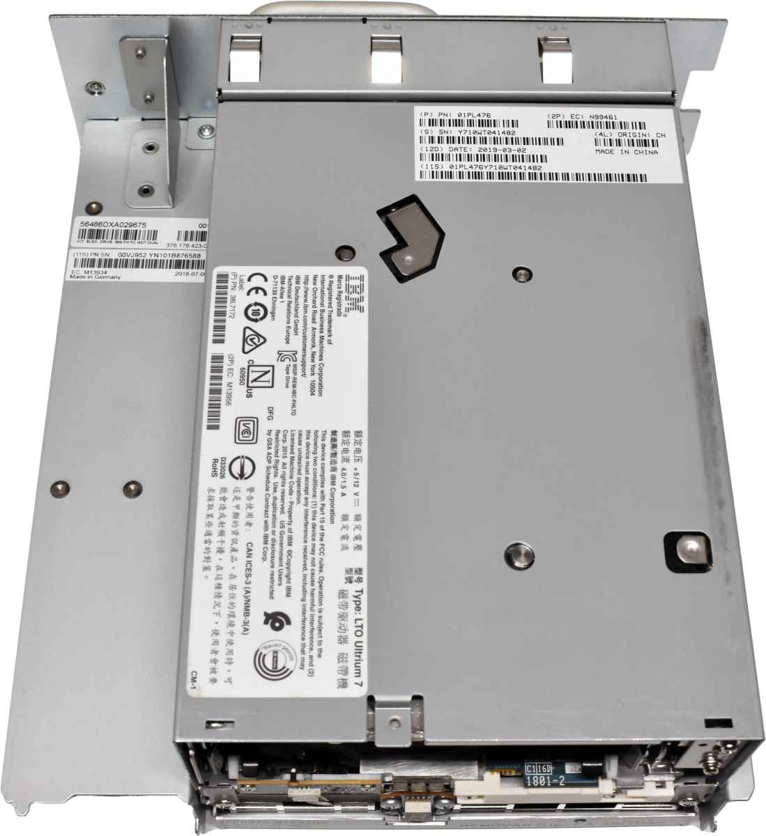 IBM LTO Ultrium 7 8G FC Tape Drive 00VJ952 01PL476 38L7172 +Caddy +GBICs IBM LTO Ultrium 7 8G FC Tape Drive 00VJ952 01PL476 38L7172 +Caddy +GBICs