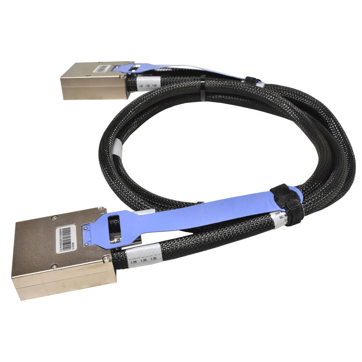 Datenkabel-IBM-00LU552-SMP-8-SMP-1-25m-für-Power8-002.jpg Datenkabel IBM 00LU552 SMP-8 SMP 1.25m für Power8 9080 9119