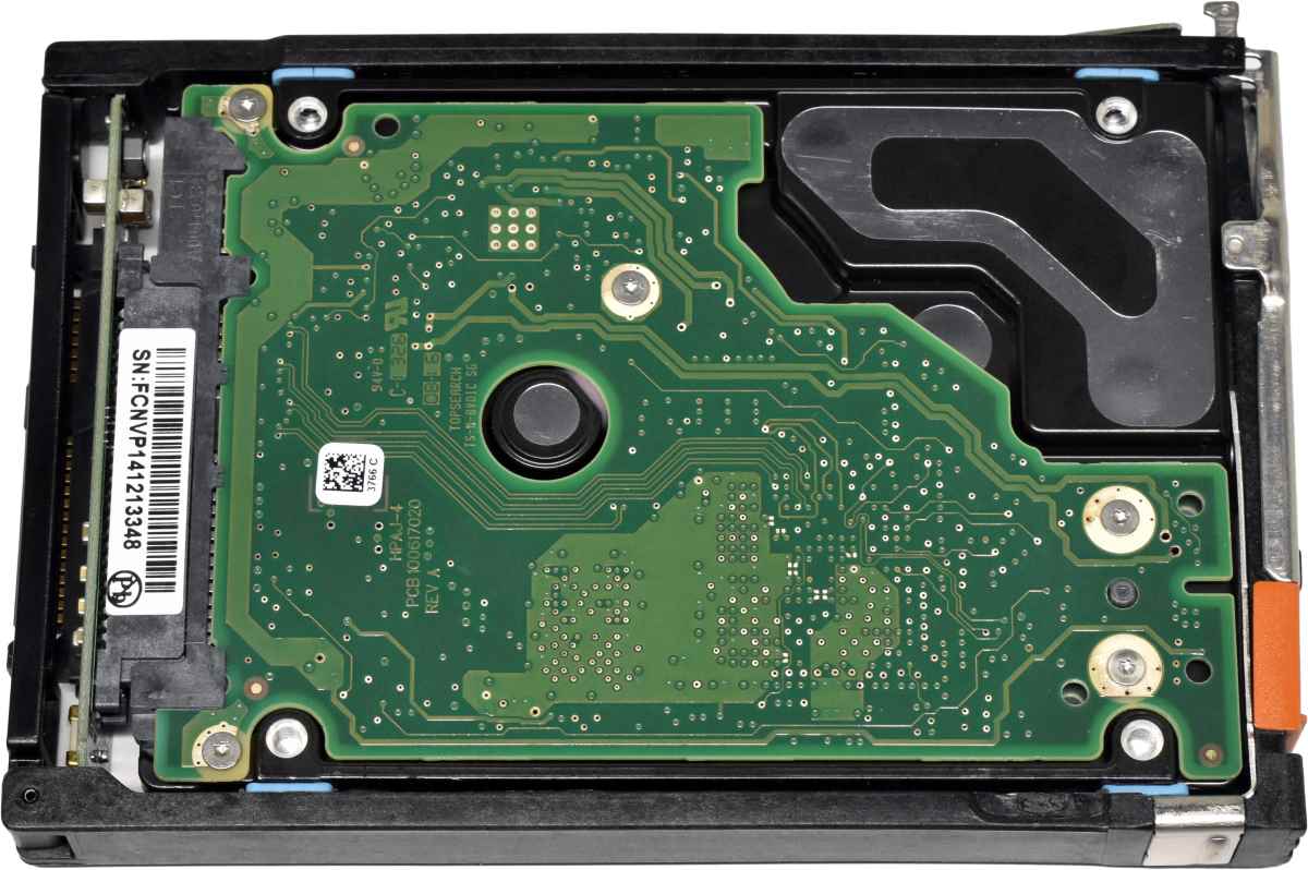 EMC Seagate 118033046-A02 ST9900805SS 9TH066-431 900GB 6G 2.5" 10K SAS HDD EMC Seagate 900GB 2.5" 10K 6G SAS HDD Festplatte ST9900805SS Server Storage